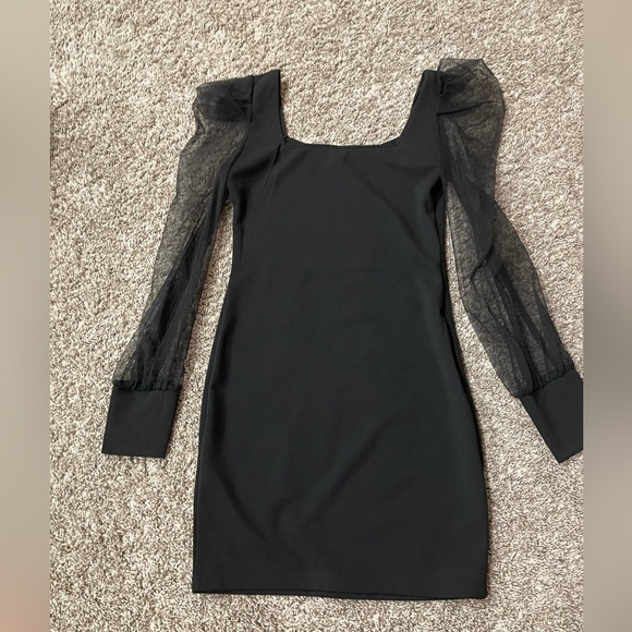 Dress - Picture 4 of 8